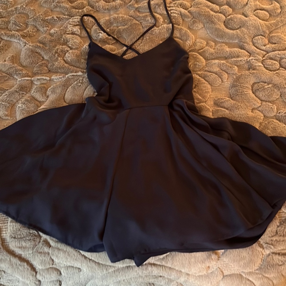 Size 0. Express romper. Color navy.